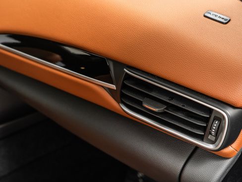 Used 2022 Maserati Levante GT image 30