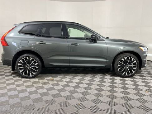 New 2026 Volvo XC60 B5 Ultra w/ Climate Package image 9