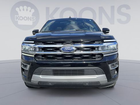 Used 2024 Ford Expedition Limited image 11