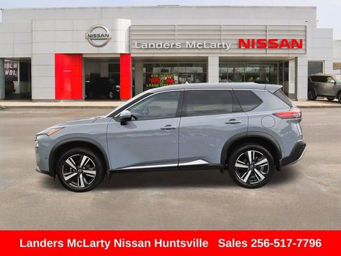 Used 2023 Nissan Rogue Platinum w/ Platinum Premium Package FWD image 8