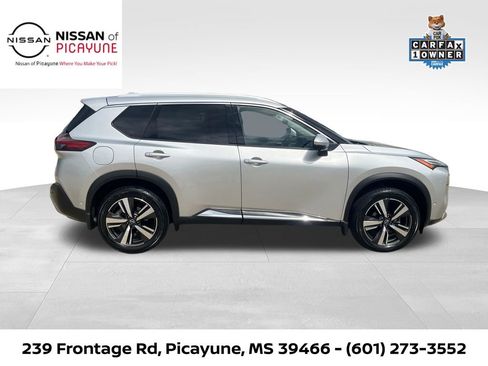 Certified 2023 Nissan Rogue Platinum w/ Platinum Premium Package image 8