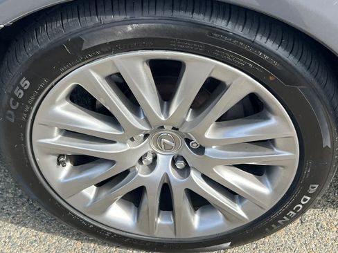 Used 2014 Lexus LS 460 RWD image 17