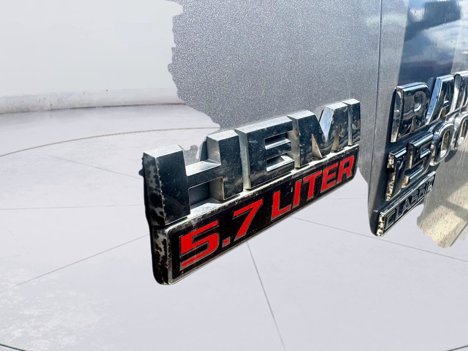Used 2019 RAM 1500 Tradesman w/ Chrome Plus Package RWD image 6