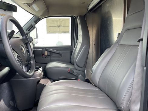 New 2025 Chevrolet Express 3500 w/ Power Convenience Package image 12