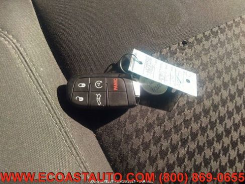 Used 2019 Dodge Challenger SXT w/ Driver Convenience Group image 11