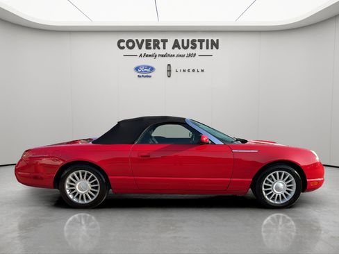 Used 2005 Ford Thunderbird image 6