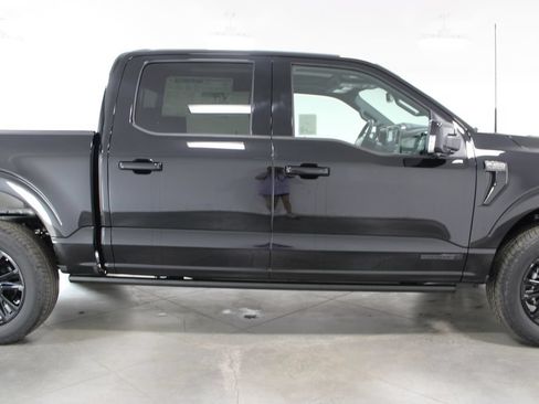 New 2026 Ford F150 Platinum w/ Equipment Group 702A High AWD/4WD image 12