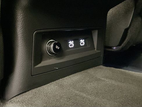 Used 2021 Audi Q8 Premium Plus image 19