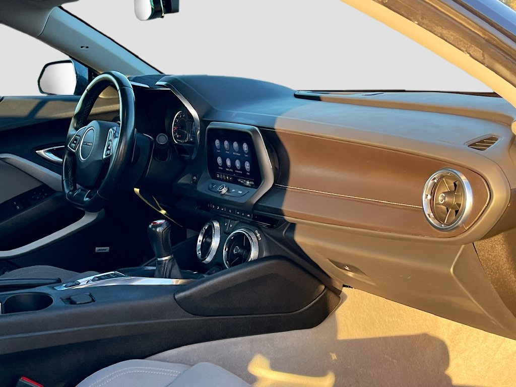Used 2023 Chevrolet Camaro LT w/ Technology Package RWD image 27