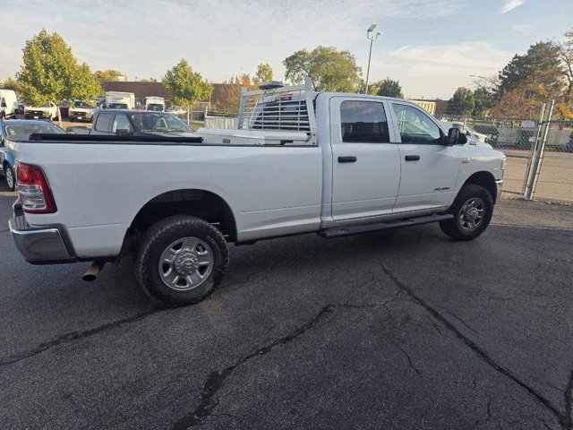 Used 2021 RAM 2500 Tradesman w/ Chrome Appearance Group AWD/4WD image 4
