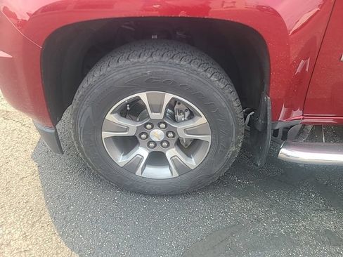 Used 2017 Chevrolet Colorado Z71 AWD/4WD image 10