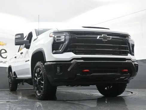 New 2026 Chevrolet Silverado 2500 LTZ AWD/4WD image 3