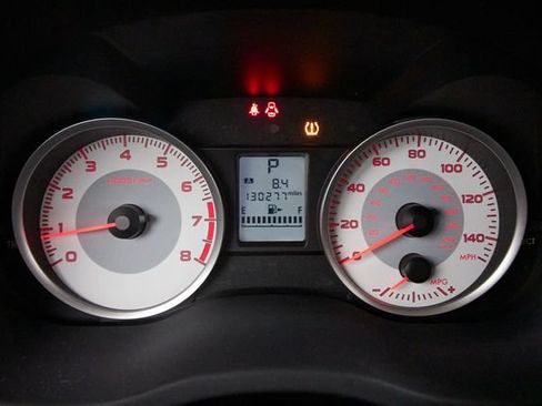 Used 2013 Subaru Impreza 2.0i AWD/4WD image 6