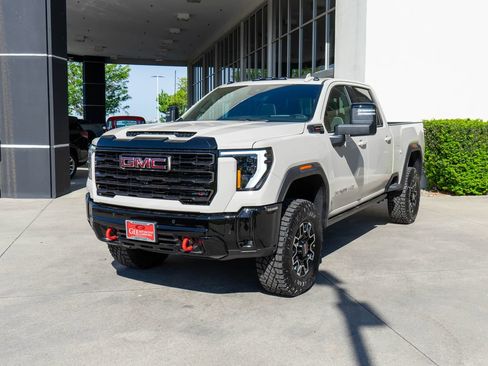 New 2026 GMC Sierra 2500 AT4X AWD/4WD image 3