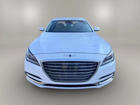 Used 2018 Genesis G80 3.8 RWD image 3