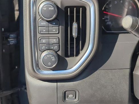 Used 2020 Chevrolet Silverado 1500 RST image 14