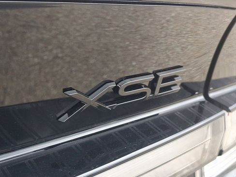 New 2026 Toyota Prius Plug-In Hybrid image 18