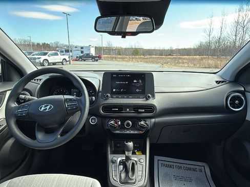 Used 2023 Hyundai Kona SEL AWD/4WD image 25
