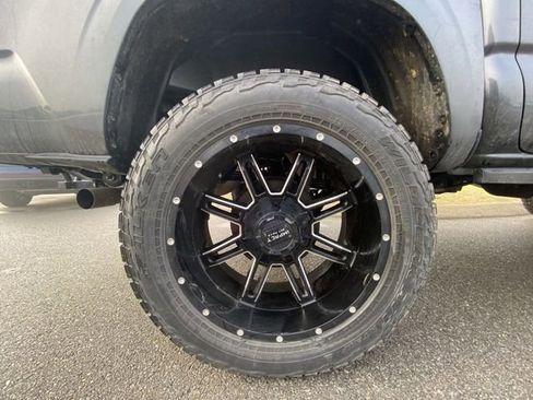 Used 2021 Toyota Tacoma SR image 11