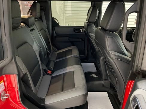 Used 2024 Ford Bronco Big Bend image 20