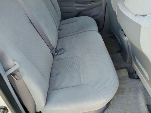 Used 2011 Toyota Tacoma PreRunner image 25