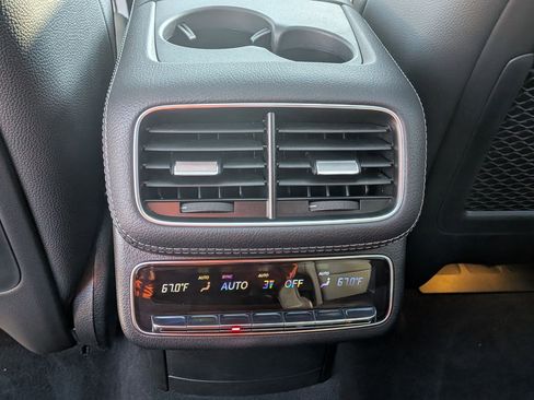 Certified 2025 Mercedes-Benz GLS 450 4MATIC image 28