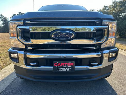 Used 2022 Ford F250 XLT w/ XLT Premium Package image 2