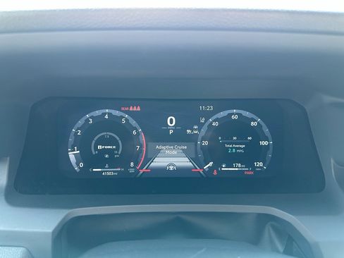 Used 2024 Toyota Tacoma TRD Sport w/ TRD Sport Upgrade Package image 18