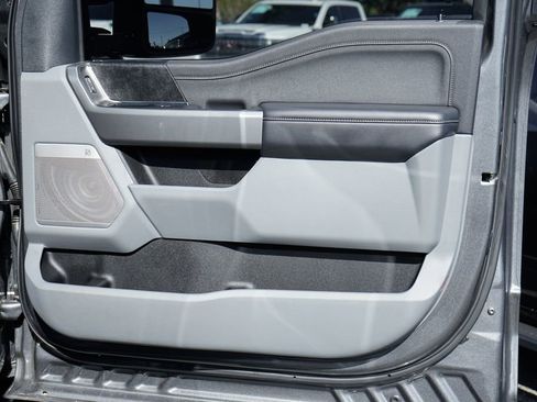 Used 2025 Ford F250 XLT w/ Black Appearance Package AWD/4WD image 39