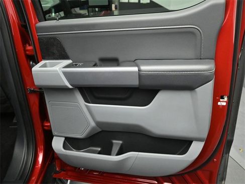 Certified 2022 Ford F150 XLT w/ Equipment Group 302A High image 25