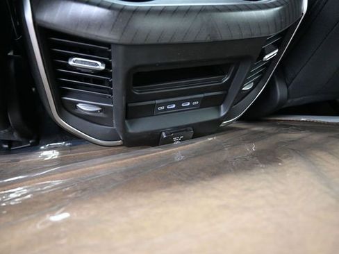 New 2026 RAM 1500 4x4 Crew Cab image 37