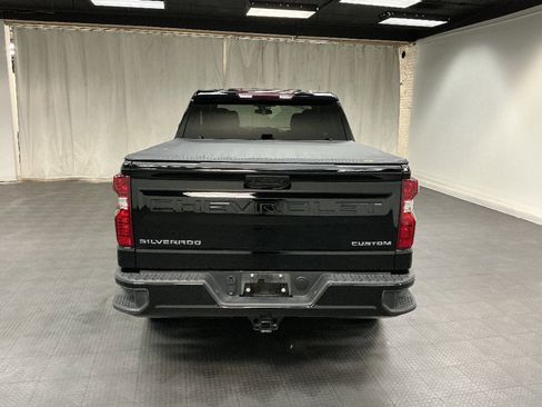 Used 2024 Chevrolet Silverado 1500 Custom image 7