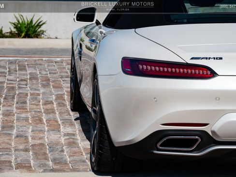 Used 2018 Mercedes-Benz AMG GT Roadster image 46