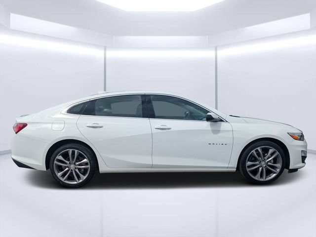 Used 2024 Chevrolet Malibu LT FWD image 2