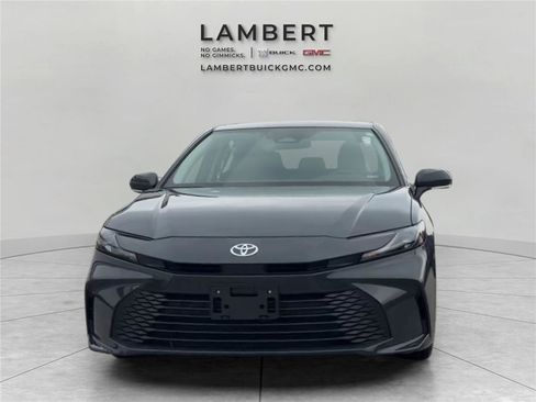 Used 2026 Toyota Camry LE FWD image 8