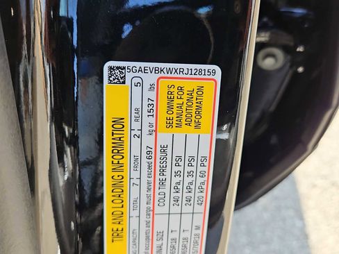 Used 2024 Buick Enclave Premium image 25