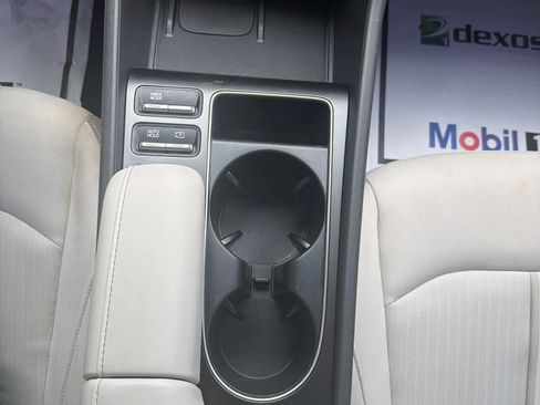 Used 2024 Hyundai Sonata SEL w/ Convenience Package FWD image 17