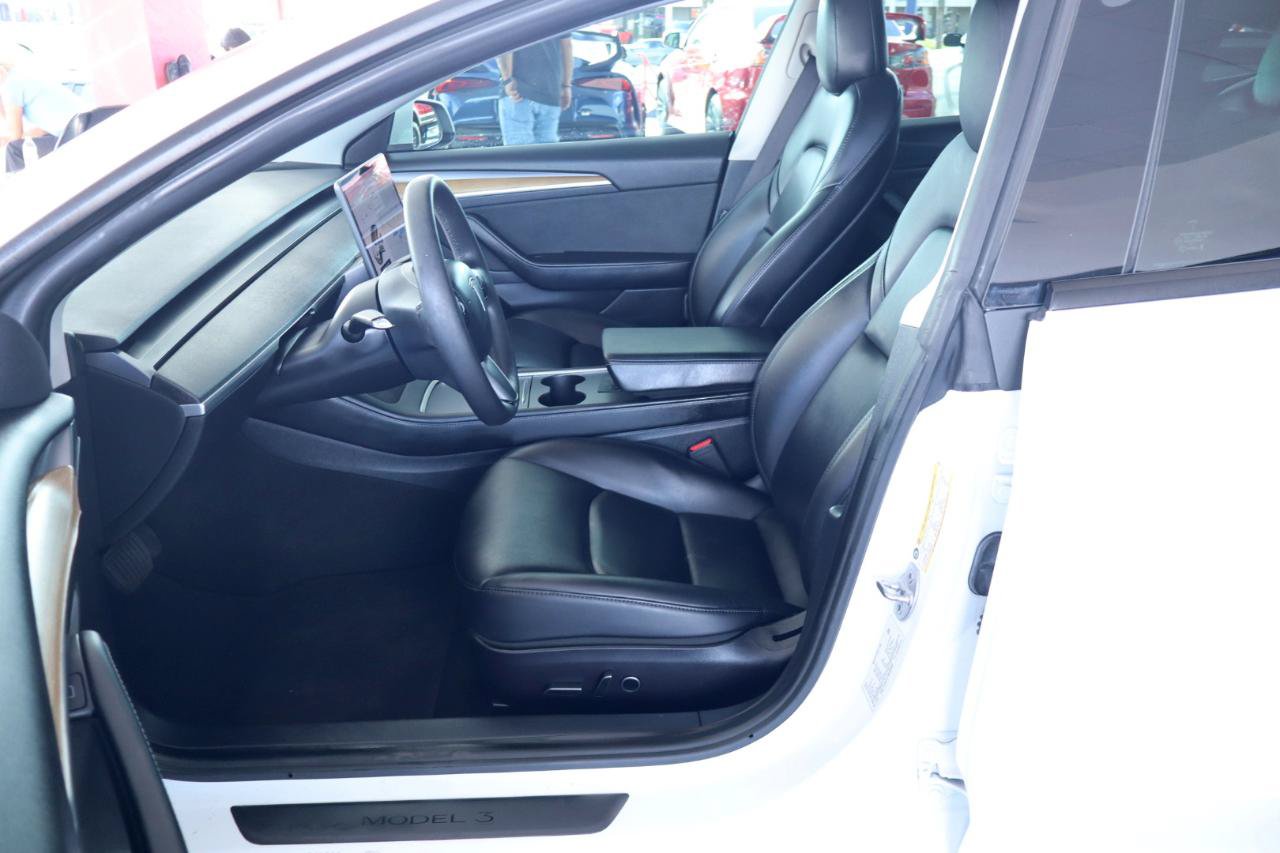 Used 2021 Tesla Model 3 Standard Range Plus RWD image 16
