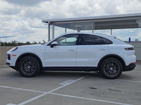 Certified 2026 Porsche Cayenne Coupe AWD/4WD image 2