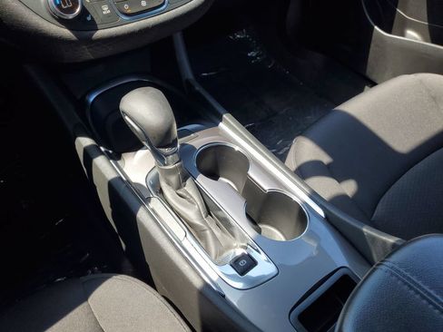 Used 2022 Chevrolet Malibu LT FWD image 26