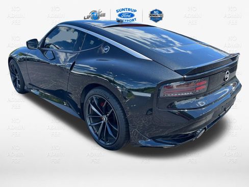 Used 2024 Nissan Z Performance w/ Floor Mat Package RWD image 28