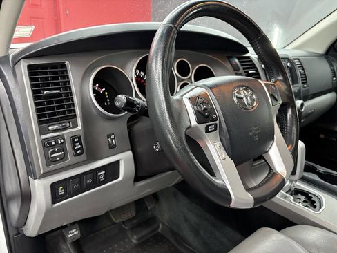 Used 2017 Toyota Sequoia Limited image 17