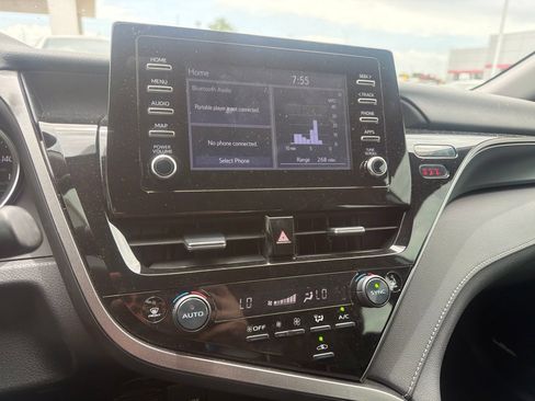 Used 2023 Toyota Camry LE FWD image 8