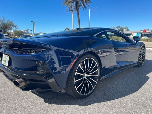 Used 2020 McLaren GT image 34