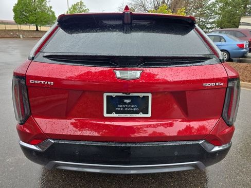 Certified 2025 Cadillac Optiq Sport 2 w/ LPO, Floor Liner Package AWD/4WD image 7