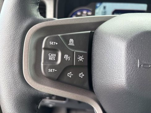 Used 2024 Ford Bronco Badlands image 22