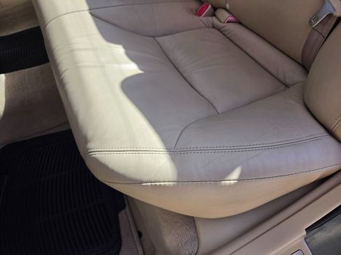 Used 2005 Lexus ES 330 FWD image 24