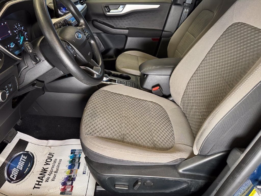 Used 2020 Ford Escape SE AWD/4WD image 20