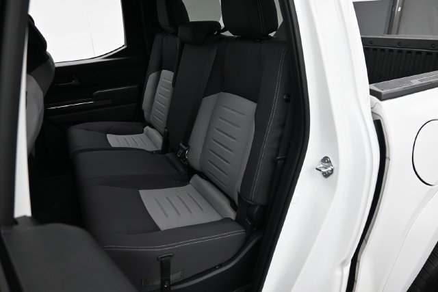 Used 2025 Toyota Tacoma TRD Sport AWD/4WD image 25