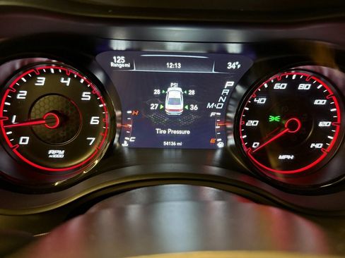 Used 2023 Dodge Charger SXT w/ Blacktop Package image 9